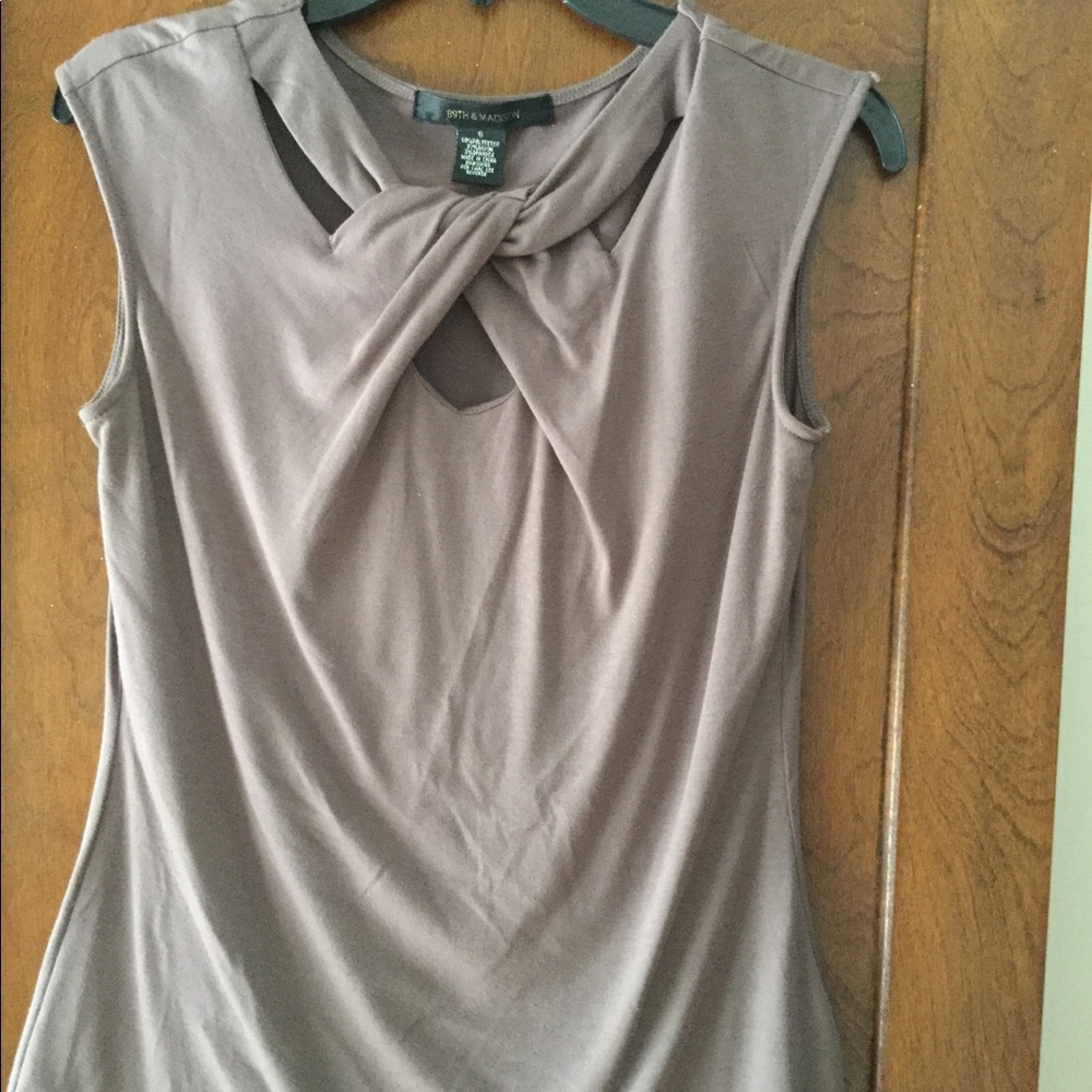 Great top for business or casual